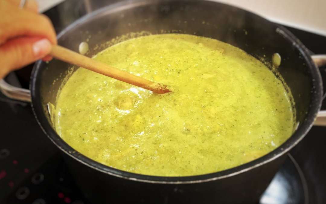 Loaded Broccoli & Cauliflower Soup